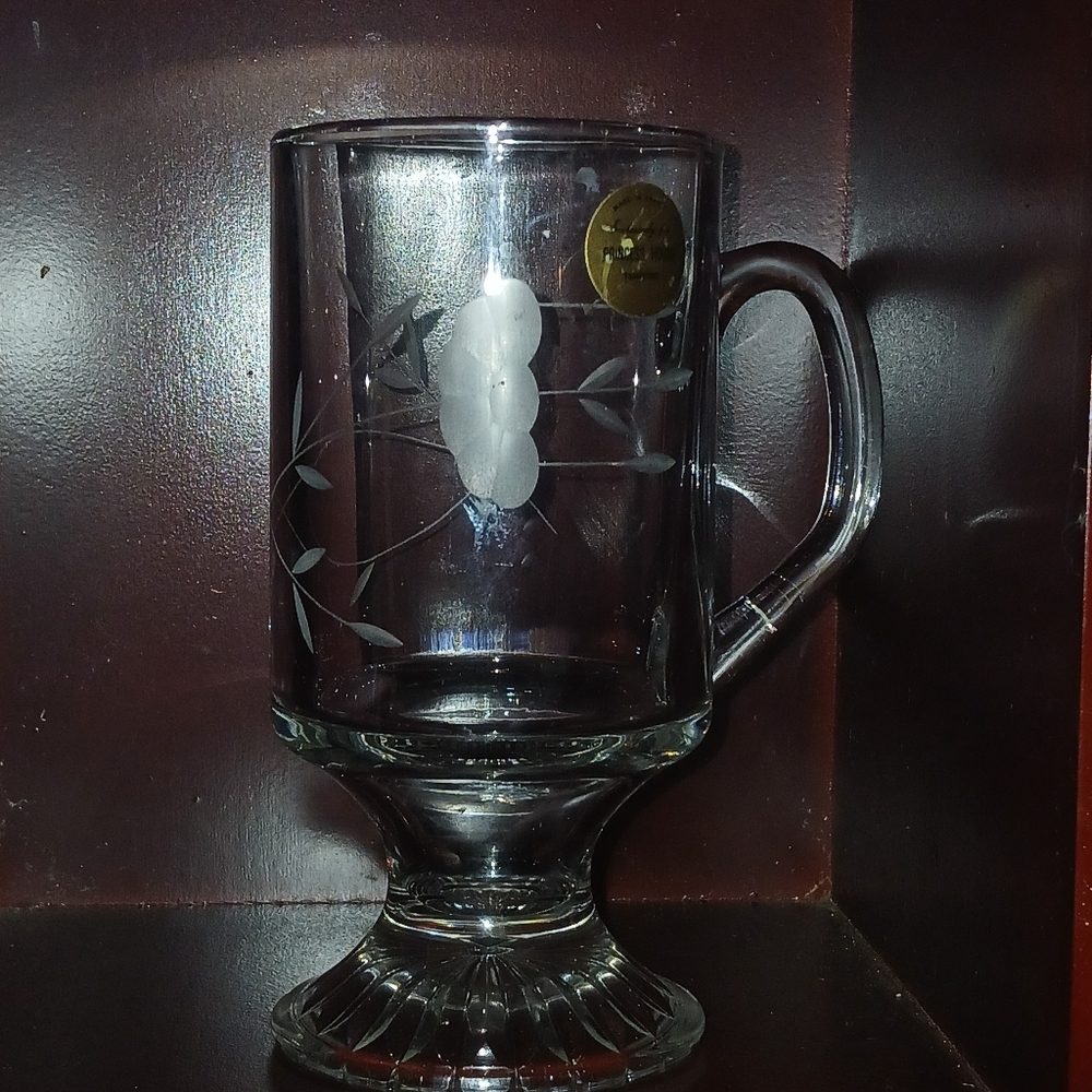 Vintage Etched Glass Coffee Mugs Irish Pedestal Cups Princess House - Picture 2 of 13